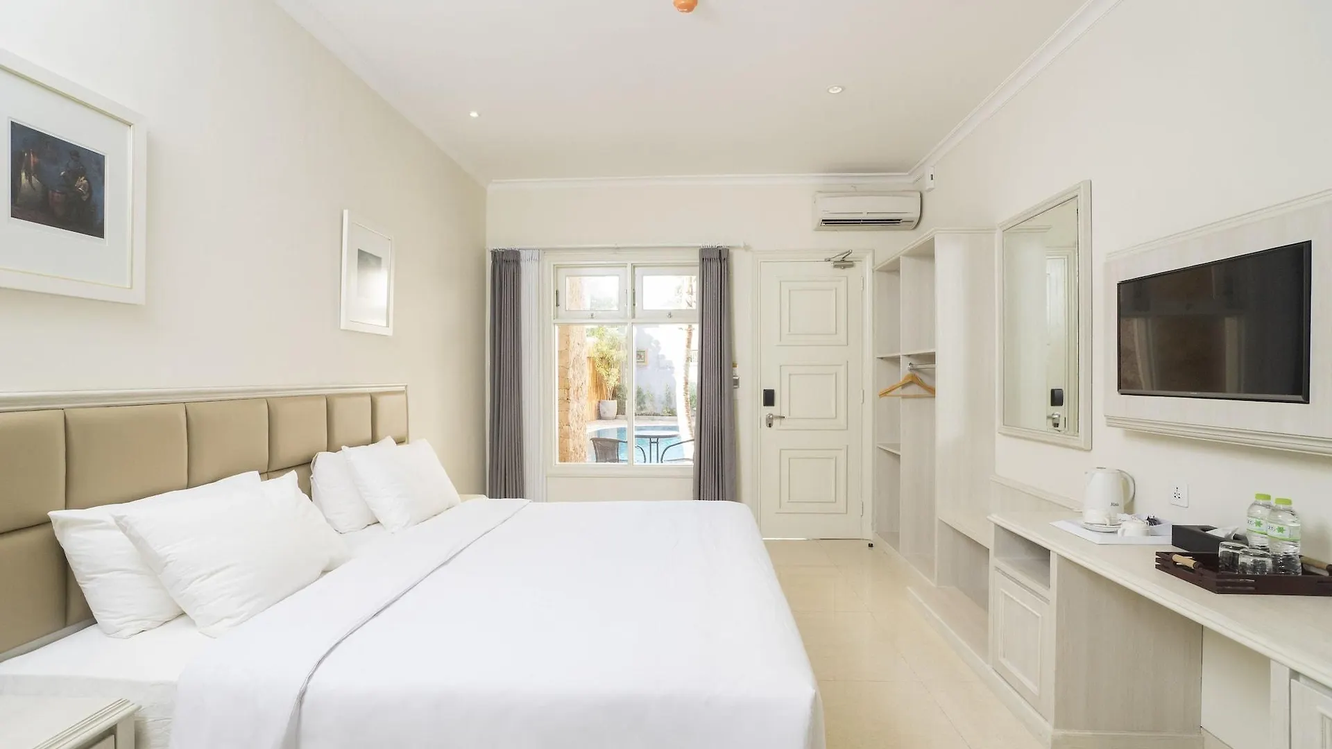Alron Hotel Kuta Kuta Lombok