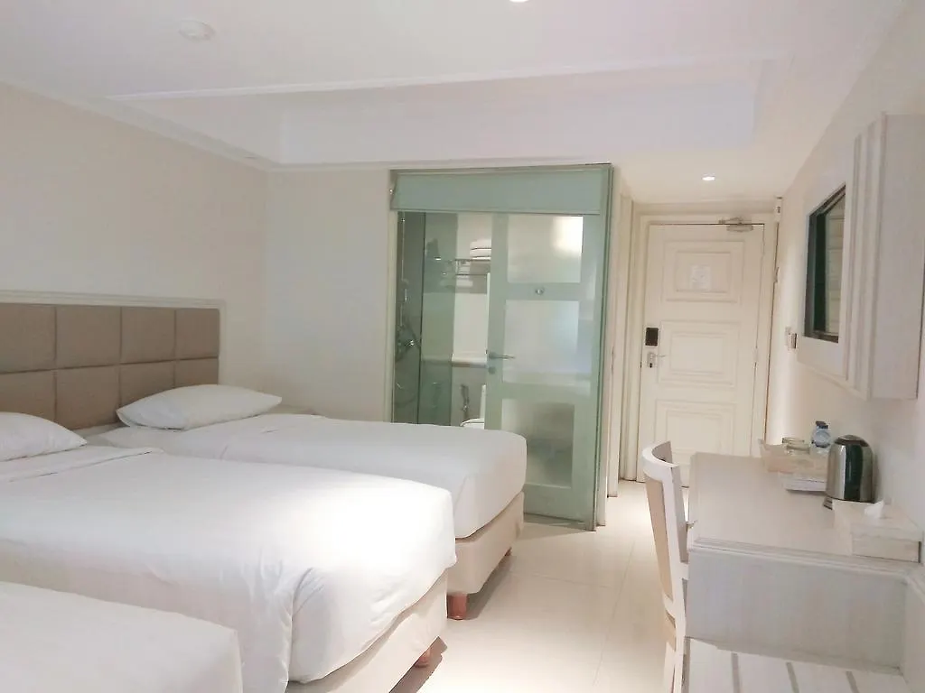 Alron Hotel Kuta Kuta Lombok