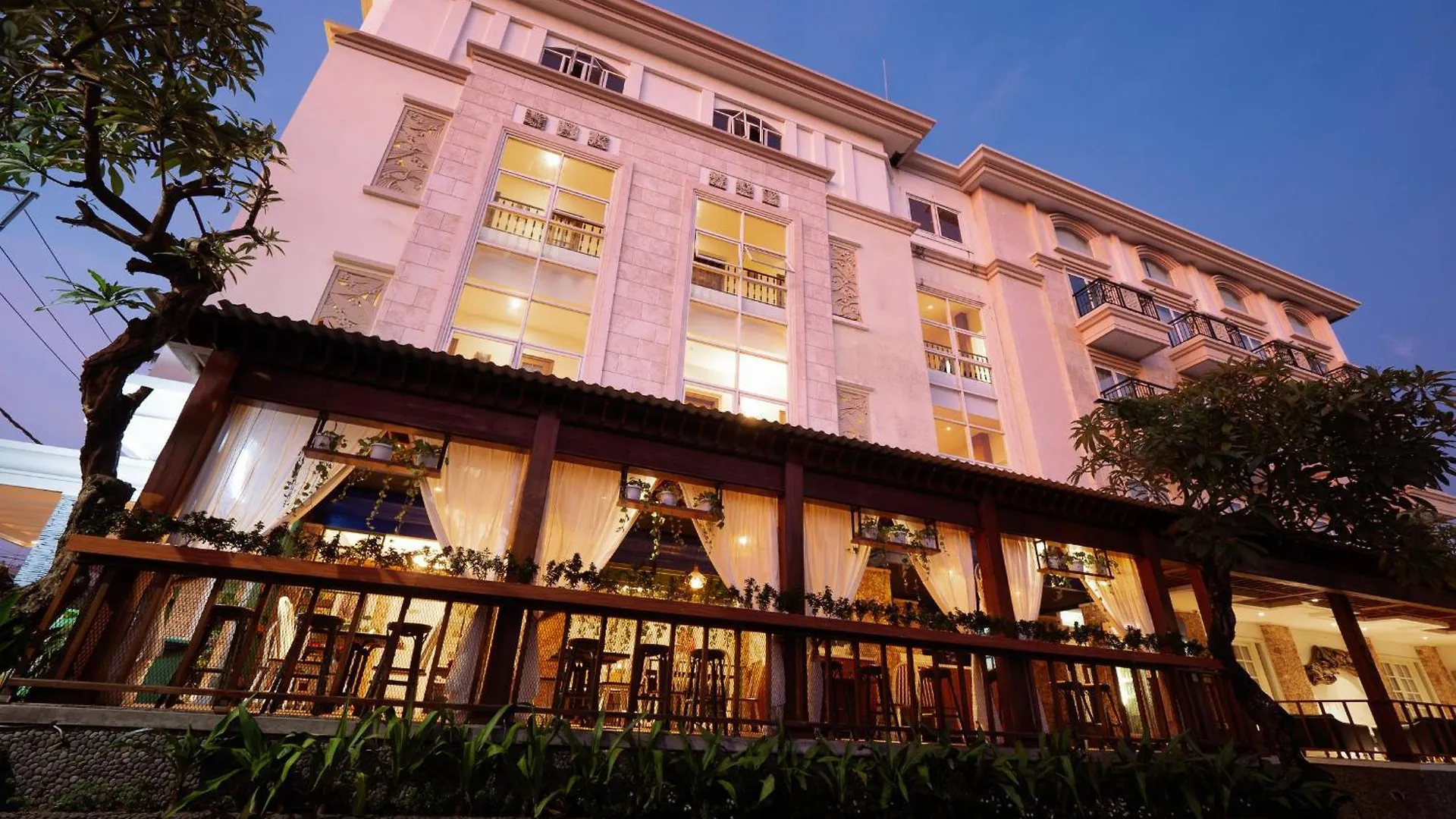 Alron Hotel Kuta Kuta   Kuta (Bali)